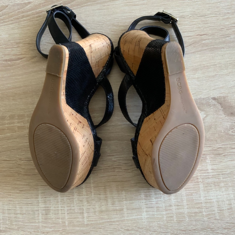 BCBGeneration Platform Wedge Sandals Size 6 - Picture 6 of 6